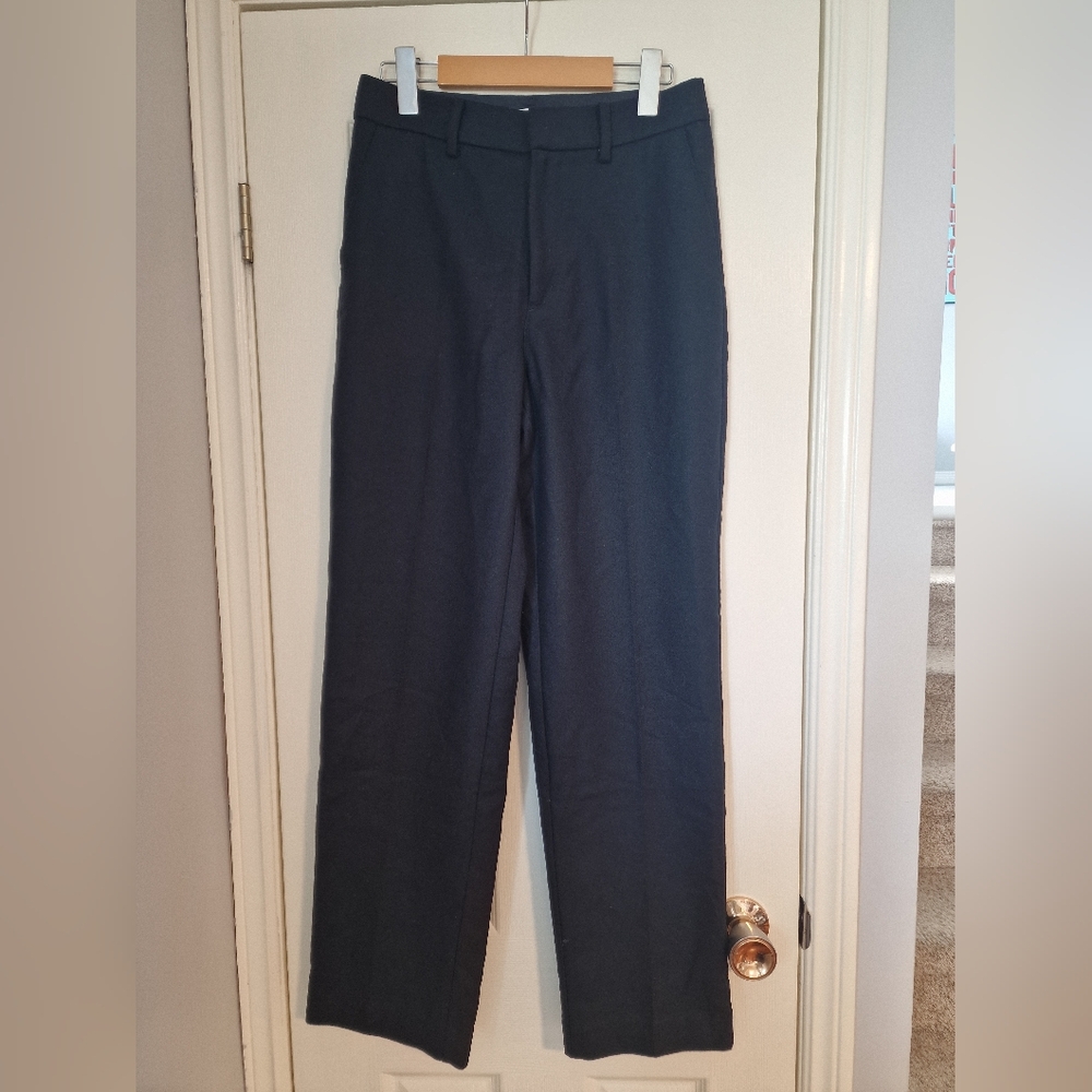 Uniqlo Wool Blend Charcoal Grey Trousers, Size US 2